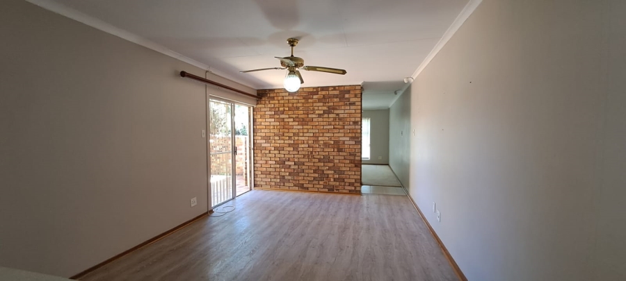 To Let 3 Bedroom Property for Rent in La Provance Free State